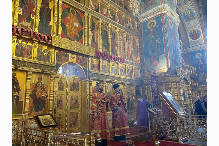 В Губкин привезли мощи Александра Невского