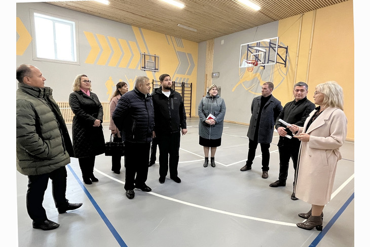 В Скороднянской школе Губкинского округа отремонтировали спортзал