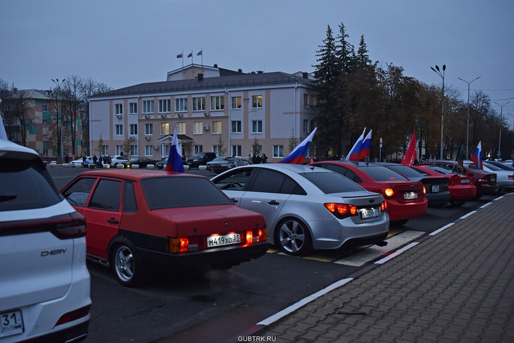 В День народного единства в Губкине вручили ордена Мужества