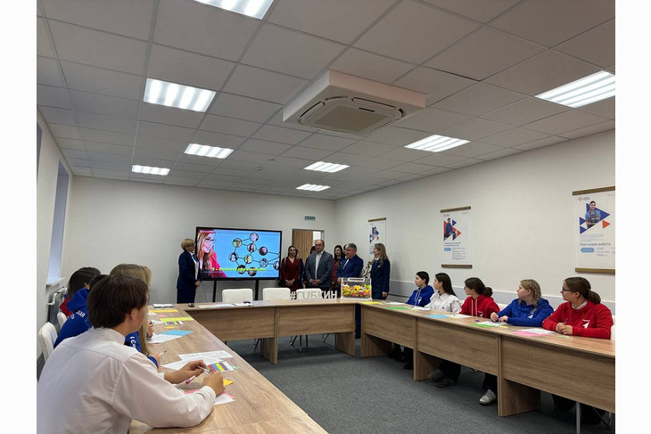 В Губкине после ремонта открыли кадровый центр
