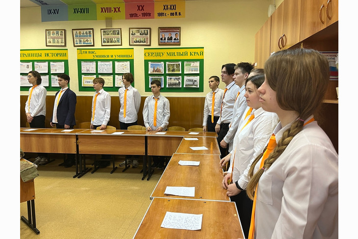 В Губкине прошёл урок мужества «Герои живут среди нас»