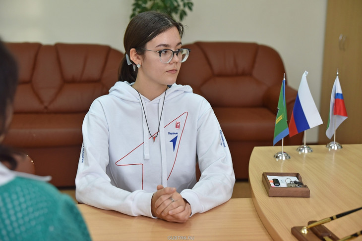Покоряя новые вершины: губкинская активистка Елизавета Клюева представит нашу область на Совете Первых в Москве