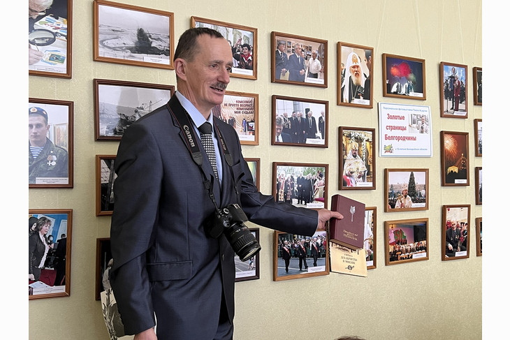 Сохраняя историю края: в Губкине состоялась фотовыставка Павла Асадчих