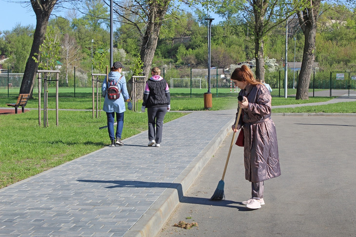 Чистота – дело рук каждого: в Губкине состоялся областной экологический субботник