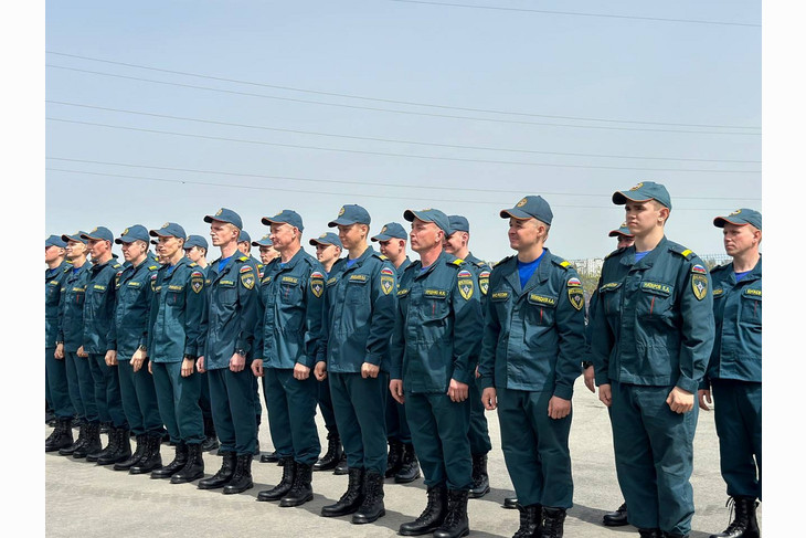 Пожарно-спасательным подразделениям Губкина вручили два автомобиля от благотворительного фонда Андрея Скоча «Поколение»