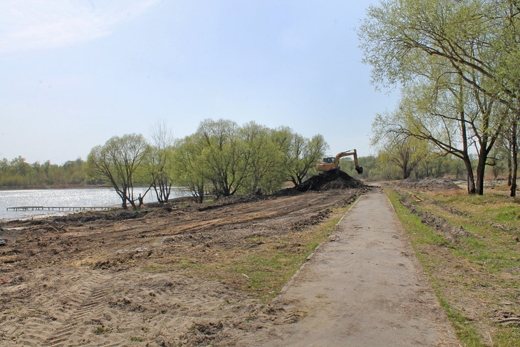 В Губкине приступили к благоустройству природной зоны городского пляжа