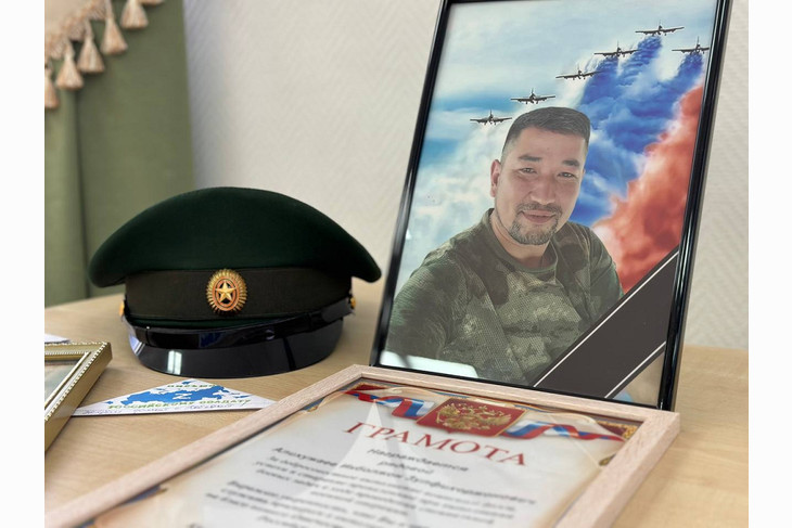 В Губкине открыли парту Героя погибшему участнику спецоперации Икболжону Алихужаеву