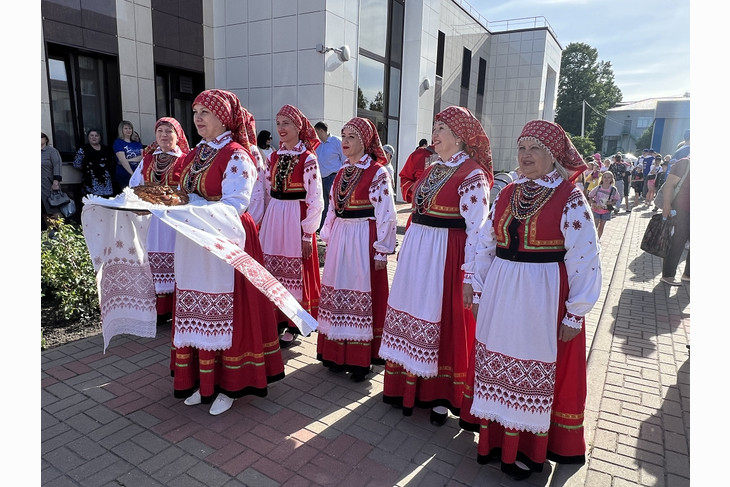 В Губкине отметили Международный день соседей