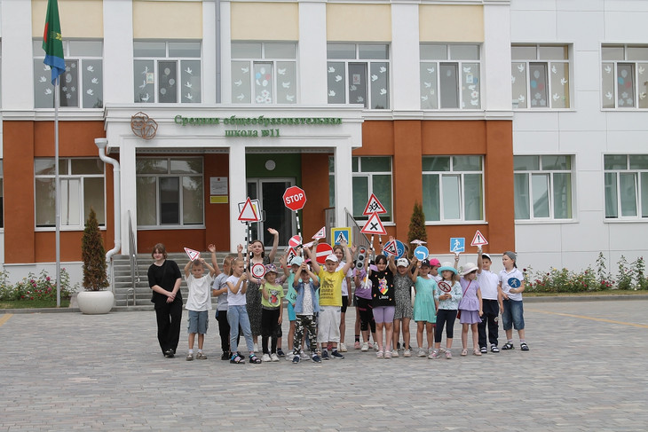 В родную школу — отдыхать. В пришкольных лагерях организован полезный и разноплановый досуг