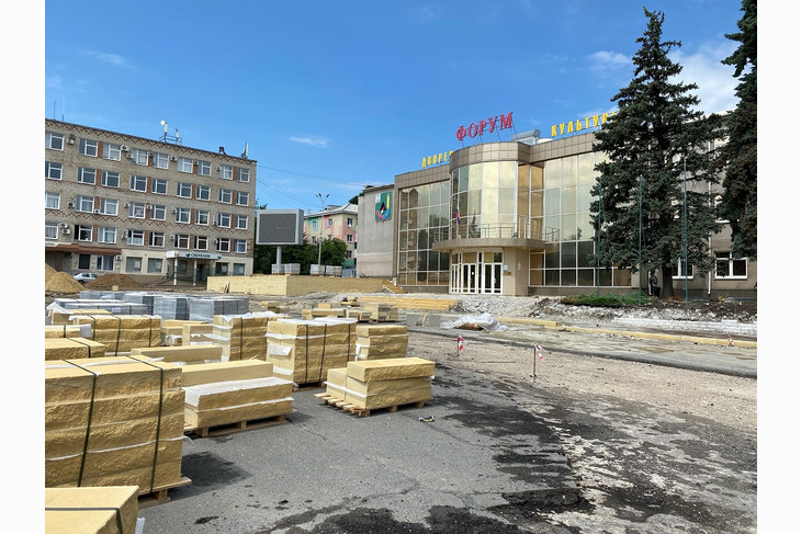 В Губкине ведется реконструкция центральной площади