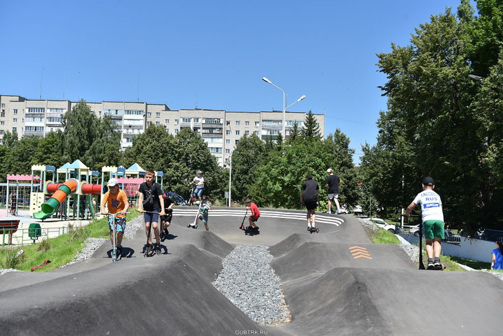 В День молодёжи в Губкине открыли новый памп-трек