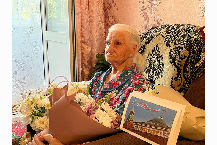 Нина Нифонтова из Губкина отметила 100-летний юбилей