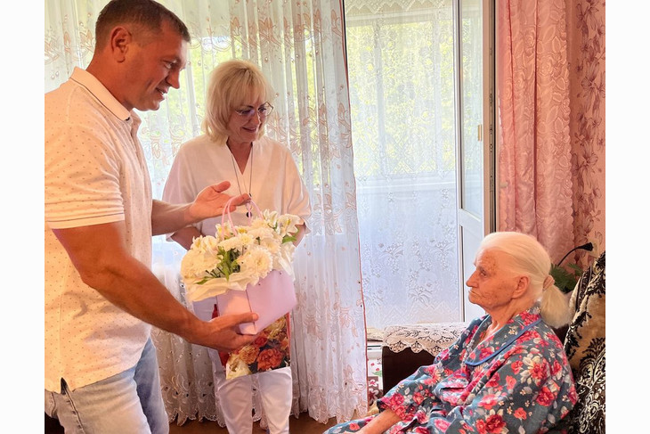 Нина Нифонтова из Губкина отметила 100-летний юбилей