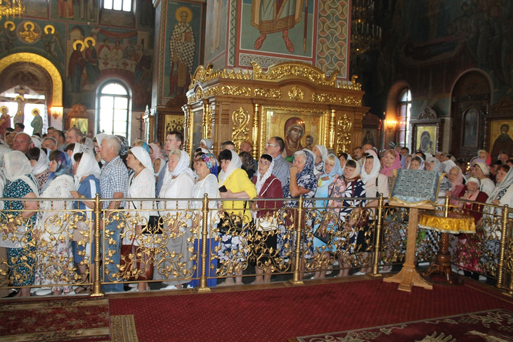 В Губкине побывала великая святыня – Казанская икона Божией Матери