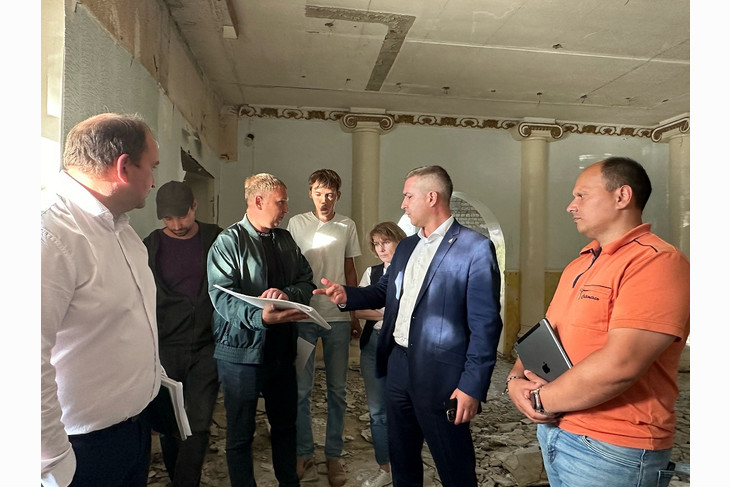 В Губкине приступили к капремонту старого здания ЗАГСа