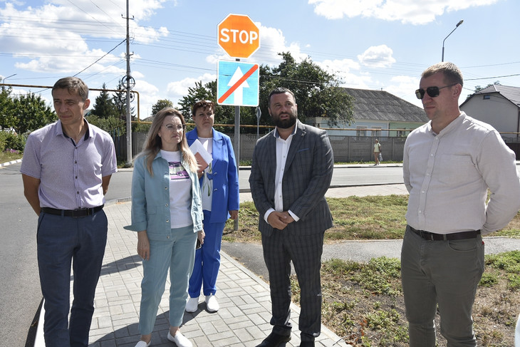 В Губкине депутаты и общественность оценили качество ремонта автодорог, выполненного в рамках нацпроекта