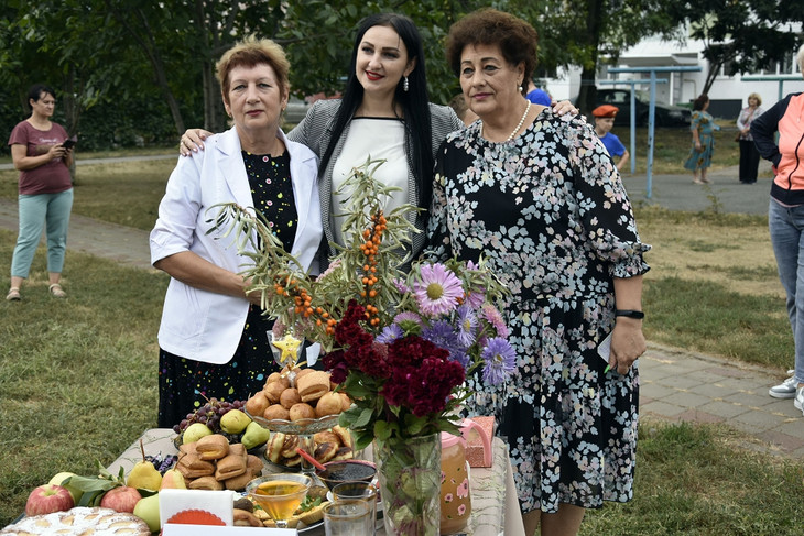 Тёплое общение жить помогает: в Губкине открылся Центр добрососедства «Гуси-Лебеди»