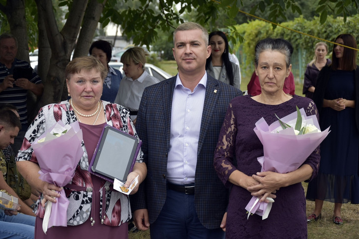 Тёплое общение жить помогает: в Губкине открылся Центр добрососедства «Гуси-Лебеди»