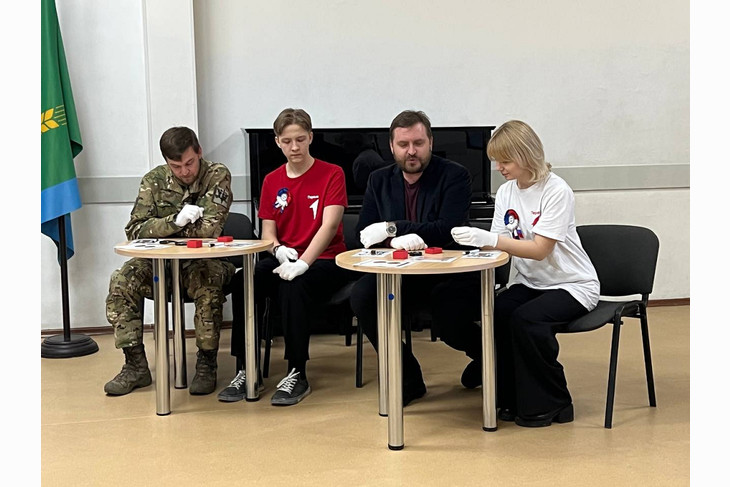 Призёр Всероссийского конкурса «Учитель года России – 2024» провёл мастер-класс для губкинцев