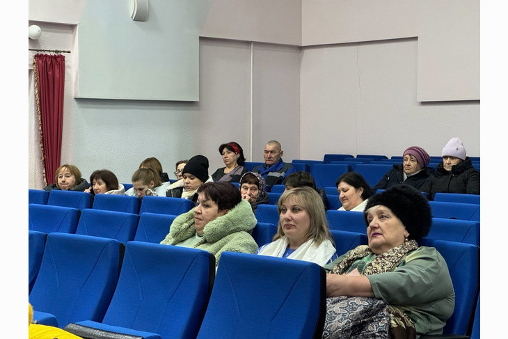 В селе Бобровы Дворы прошла встреча с губкинцами