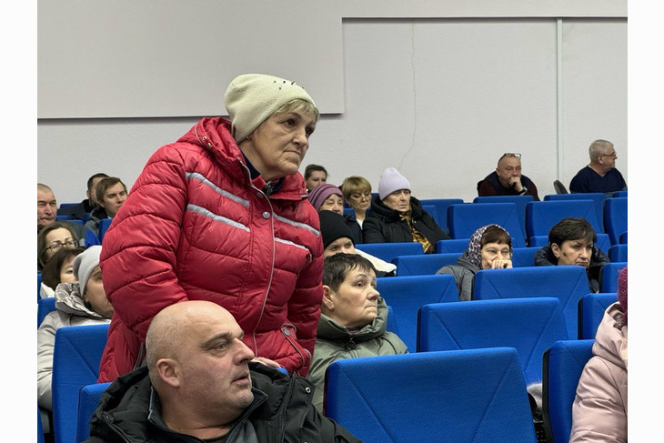 В селе Бобровы Дворы прошла встреча с губкинцами