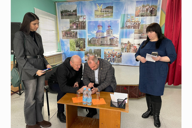 Очередная встреча с населением Губкинского горокруга прошла в селе Архангельском