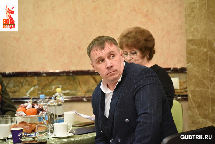 В Губкине в преддверии Дня защитника Отечества прошла встреча «Стальной характер»