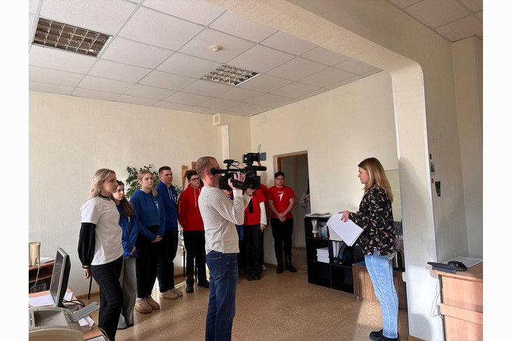 Школьники познакомились с миром СМИ в Губкинском телерадиокомитете