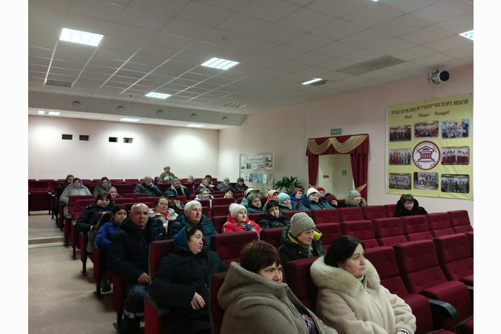 Ещё одна встреча с губкинцами прошла в селе Толстом