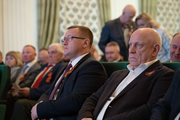 24-я сессия Совета депутатов Губкинского горокруга: Михаил Лобазнов предоставил отчёт о деятельности администрации за 2024 год
