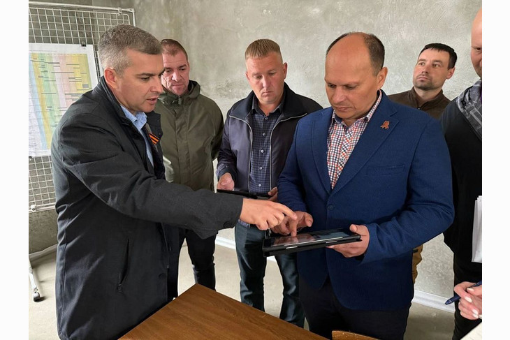 Михаил Лобазнов проверил ход капремонта Детской школы искусств №2