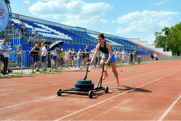 Губкинская спортсменка одержала победу в турнире по бобслею