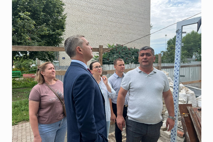 Обновлённая библиотека в посёлке Троицком откроется в сентябре