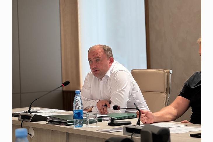 Михаил Лобазнов провёл совещание по подготовке ко Дню города