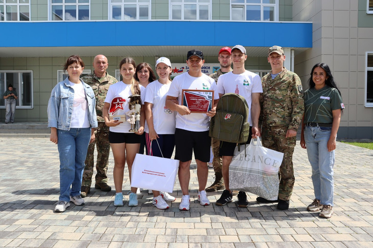 Команда из Ракитянского района представит область в финале «Семейной зарницы» в Волгограде