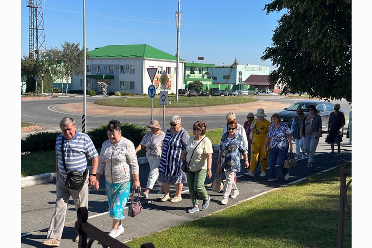 Белгородцы продолжают знакомиться с достопримечательностями Губкина