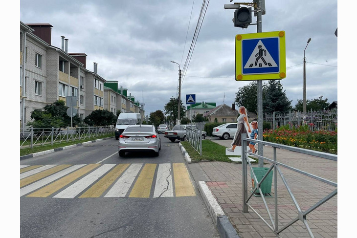В Губкине установили новые светофоры и дорожные макеты