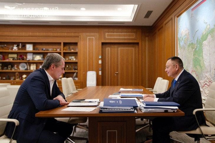 Вячеслав Гладков встретился с министром строительства и ЖКХ РФ Иреком Файзуллиным
