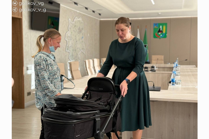 В Губкине открылся первый в регионе пункт проката детских вещей