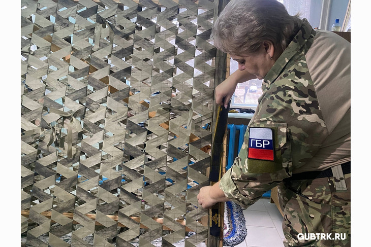Сапрыкинские паучки: как губкинские волонтёры помогают бойцам СВО