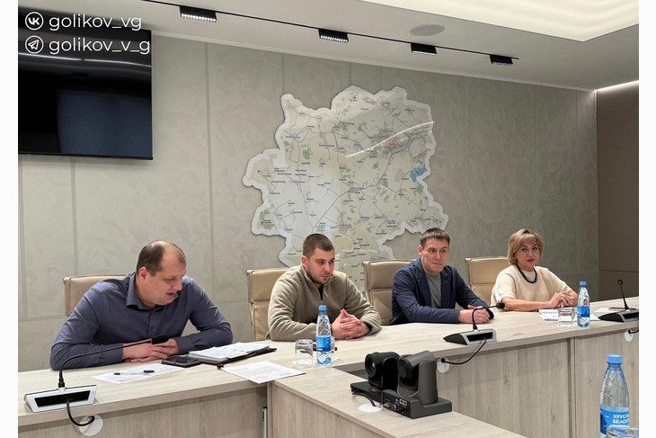 Финалисты кадрового конкурса «Сталь» осваивают управленческие навыки в губкинской администрации