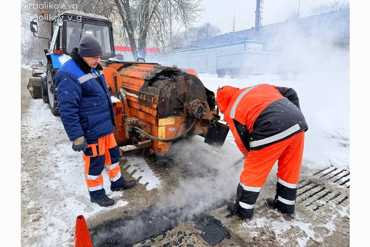 В Губкинском округе проводят ямочный ремонт