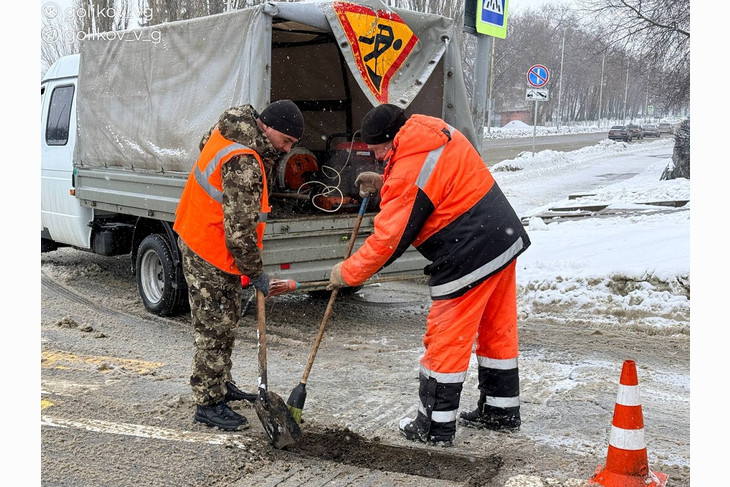 В Губкинском округе проводят ямочный ремонт