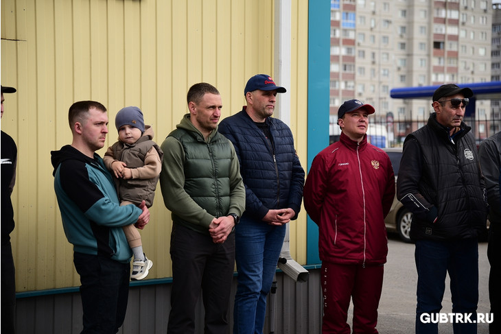 Губкинцы в очередной раз отправили посылку для бойцов в зону СВО