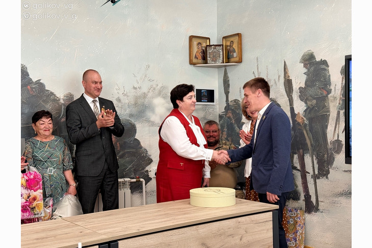 В губкинском Центре «СВОя территория» прошла встреча с мамами и жёнами участников СВО