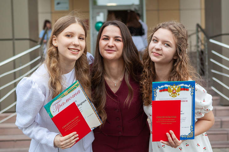 В губкинской Детской музыкальной школе №1 прошёл выпускной вечер