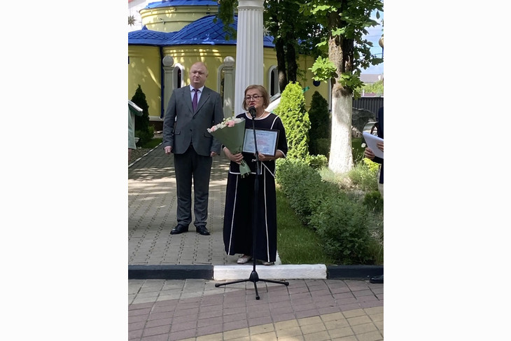 Главный врач Губкинской ЦРБ — на Аллее Славы Белгородской области