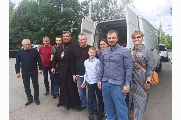 Губкинцы отправили очередную гуманитарную помощь для военнослужащих