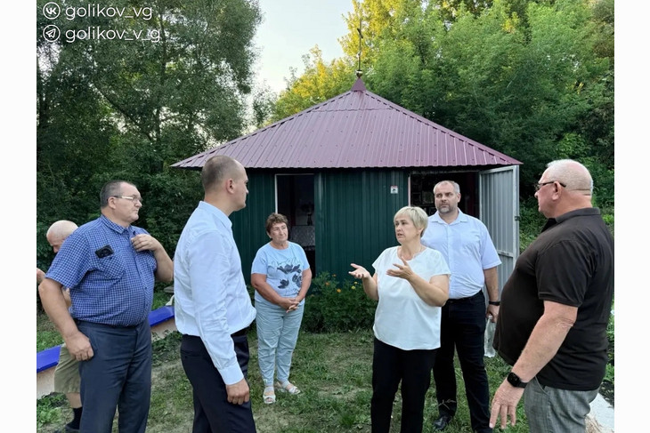 Василий Голиков провёл выездные встречи с жителями сёл Чуево и Скородное