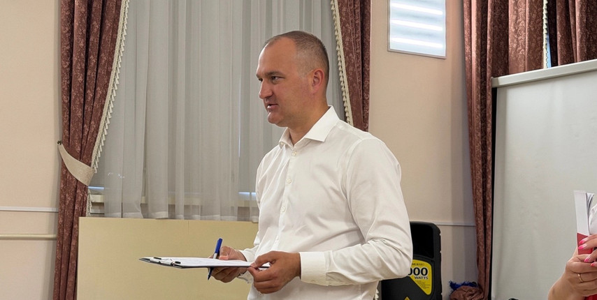 Василий Голиков провёл выездную встречу с губкинцами